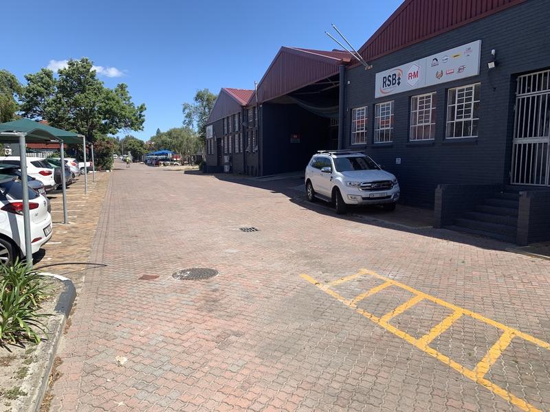 To Let commercial Property for Rent in Maitland Western Cape